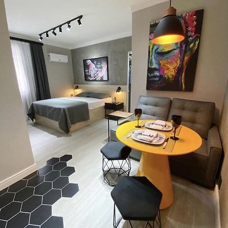 Studio Moderno - Jardins: Cama Queen, Ar E Garagem São Paulo Zewnętrze zdjęcie